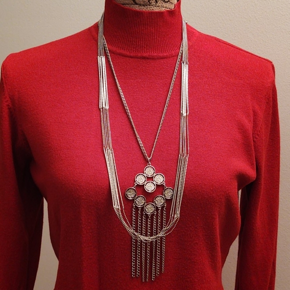 Jewelry - Set of (2) | Vintage Silvertone Fashion Necklace